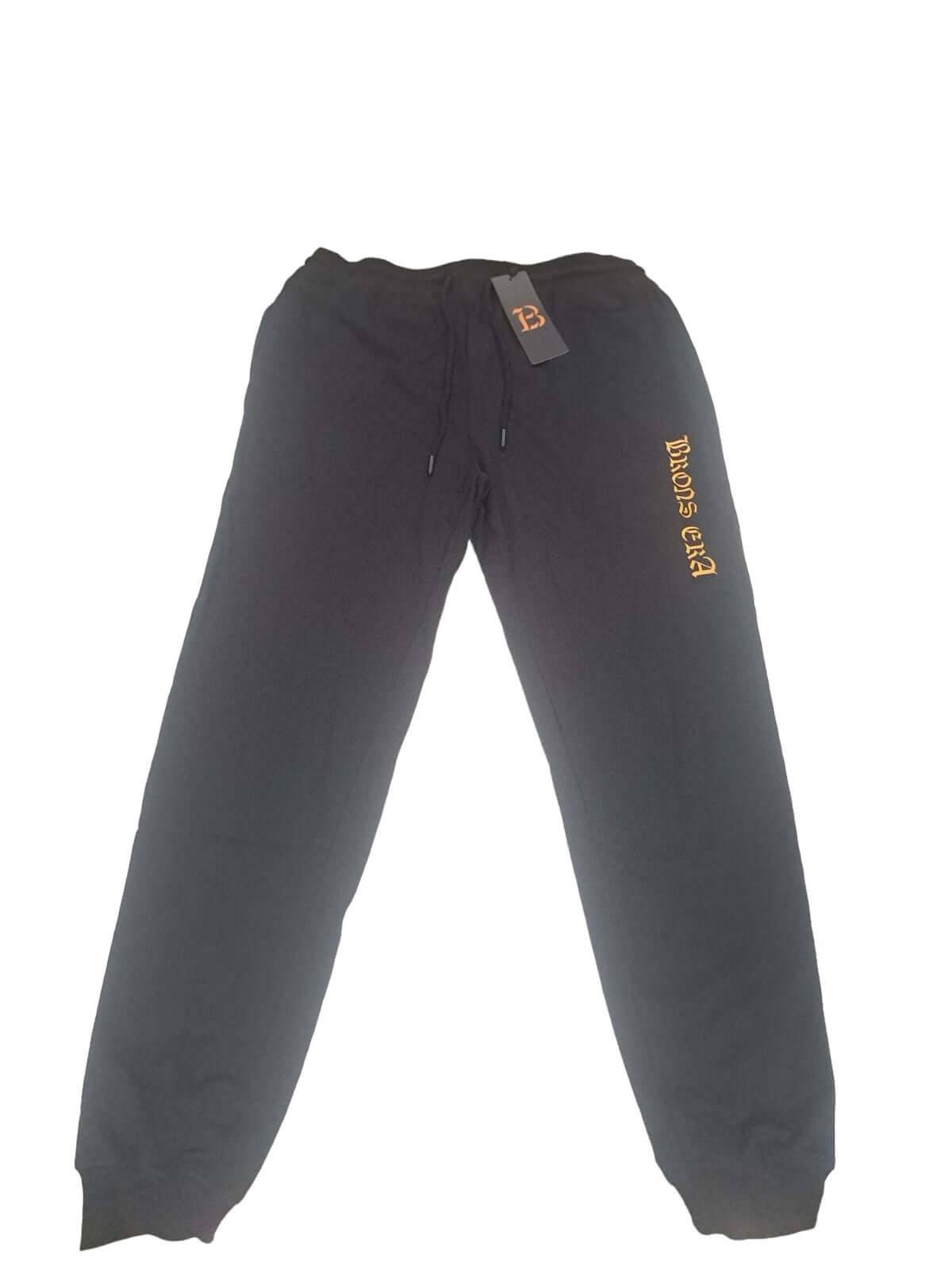 Brons era joggers in black featuring relaxed fit, organic cotton, and stylish branding, perfect for casual outfits.